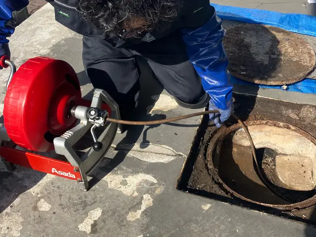 作業者は建築物排水管清掃技士資格所有者だから任せて安心！【作業外注一切なし】サービスの画像