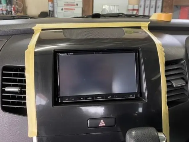 カーナビ取り付けサービスの画像