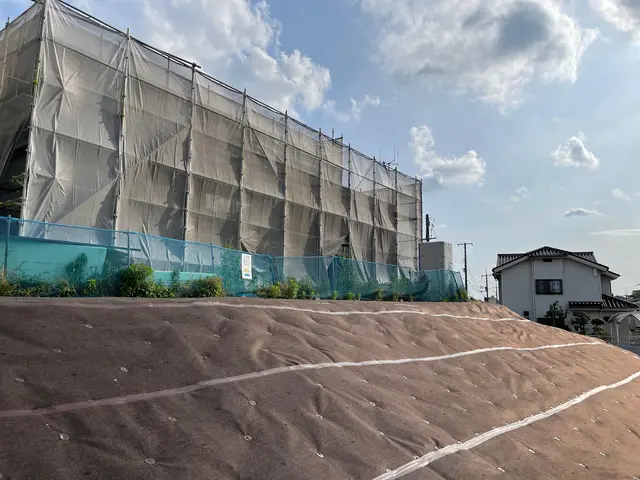 防草シート施工サービスの画像