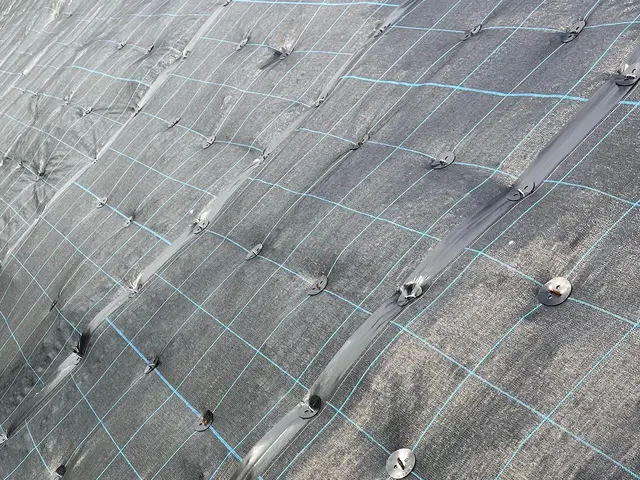 防草シート施工サービスの画像