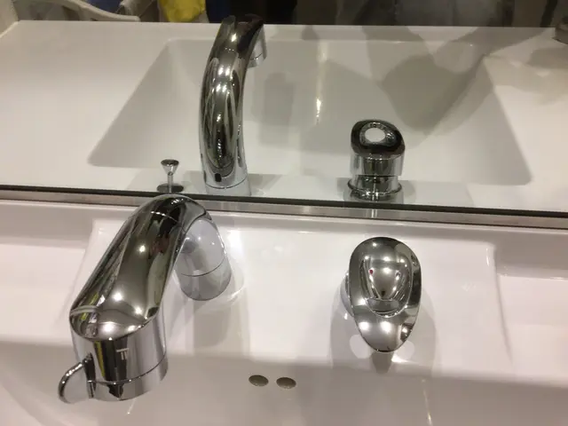 今なら洗面ボウルのコーティングサービス中‼︎キレイな洗面所で爽快な朝を‼︎サービスの画像