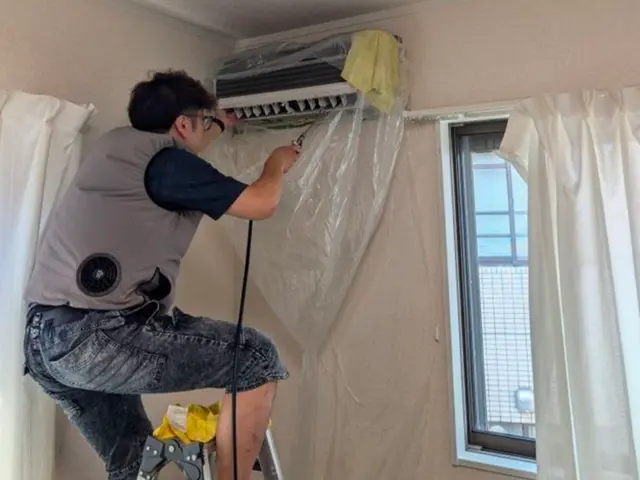 非喫煙者〇子供、ペットに優しい天然エコ洗剤と防臭抗菌コートが無料〇複数割サービスの画像