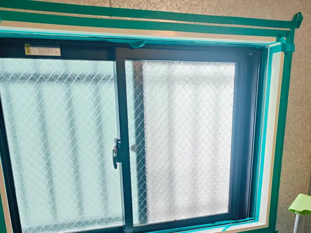 各所コーキング打ち替え施工　外壁等ポスト周り等対応　浴室あらゆる所ご相談下さい。サービスの画像