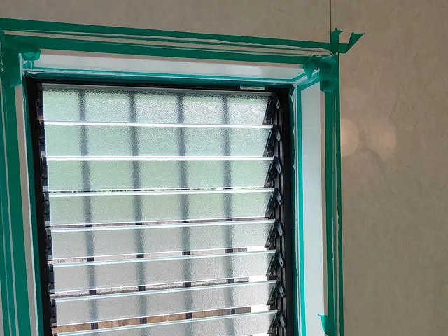 各所コーキング打ち替え施工　外壁等ポスト周り等対応　浴室あらゆる所ご相談下さい。サービスの画像