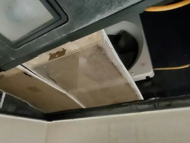 【大好評】蓄積した汚れ丁寧に隅々まできれいに仕上げます!フッ素コート付き♪サービスの画像