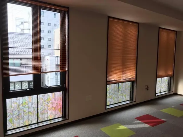 滋賀限定！職人歴20年以上カーテンレールブラインド女性スタッフの同行も可能です！サービスの画像