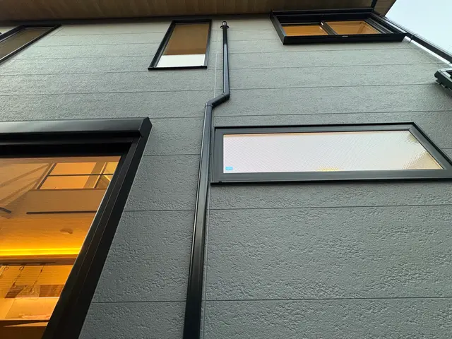 新規開店！エアコン標準工事12500円〜　処分費0円！丁寧な作業を心がけます！！サービスの画像