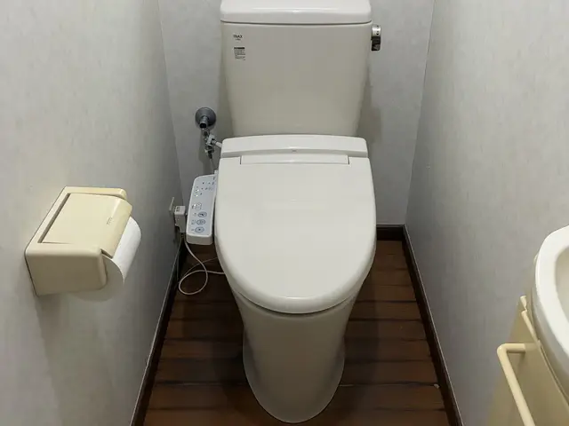 ウォシュレット（温水洗浄便座）取り付けサービスの画像