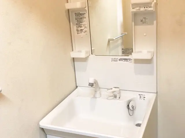 お子様やペットがいるご家庭でも安心！ナチュラルクリーニングで洗面所をお掃除♪サービスの画像