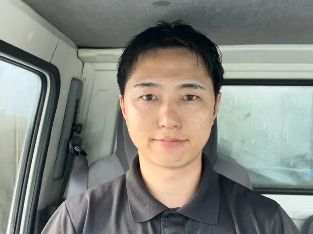 ☆作業員2名☆【横浜市】の物置解体、撤去ならここ☆物置中身、エアコン引取出来ますサービスの画像