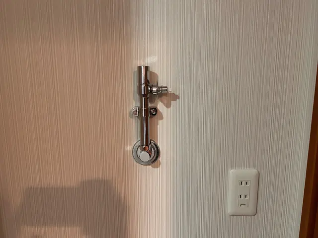 壁ピタ水栓☆洗濯機止水栓の高さを上げます☆クレカ、電子マネー、PayPay可サービスの画像