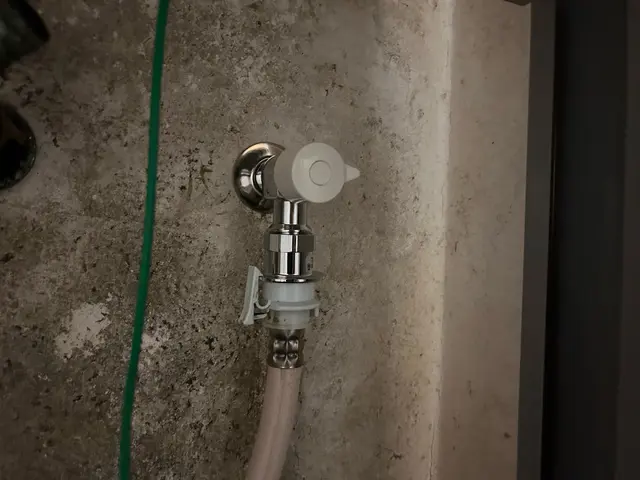 壁ピタ水栓☆洗濯機止水栓の高さを上げます☆クレカ、電子マネー、PayPay可サービスの画像