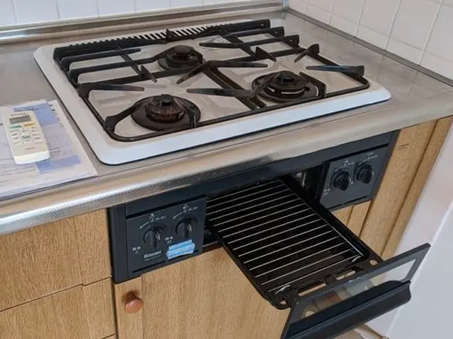 キッチン+換気扇クリーニング リピーター多数/損害保険加入で安心・安全の当社へサービスの画像