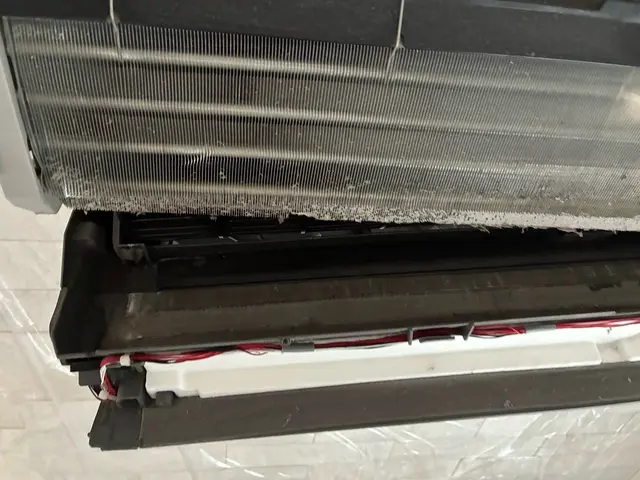 エアコン洗浄　年間実績1000台以上！サービスの画像