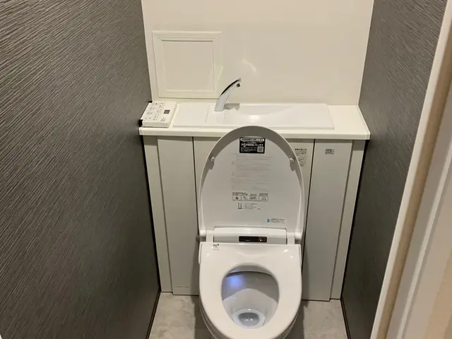 【夫婦で訪問】キッチン　お風呂　洗面　トイレ　換気扇！！クリーニング致します！！サービスの画像