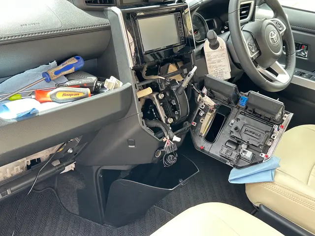 ★自動車保険ドラレコ特約での機器お取付お任せ下さい★ドラレコ移植もどうぞ！サービスの画像