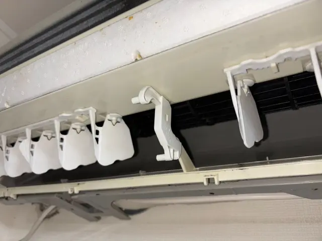 【エアコンクリーニング士】自然派洗剤で安心♪◎台数割引有◎保育園専門清掃で15年サービスの画像