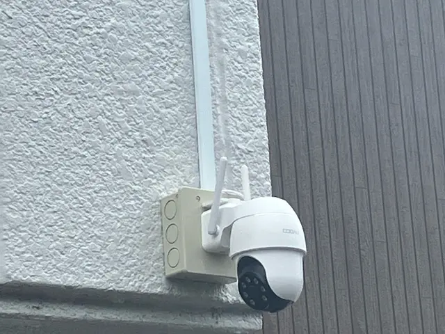 【駐車代込み】【電気工事士】一般家庭向け防犯カメラ設置 ※電源工事込で安心ですサービスの画像