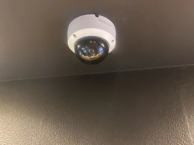 【駐車代込み】【電気工事士】一般家庭向け防犯カメラ設置 ※電源工事込で安心ですサービスの画像