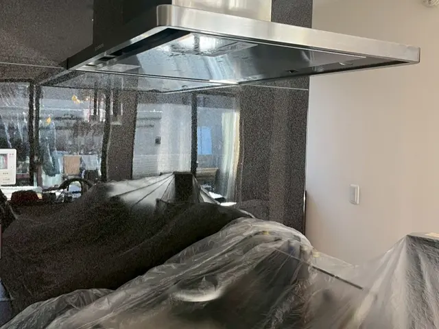 ギトギト油でもピカピカに！損害保険加入店☆サービスの画像