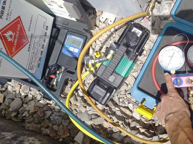 買い替えか！もしかして復活するかも！冷えないエアコン！迷ったら！当店の出番です！サービスの画像