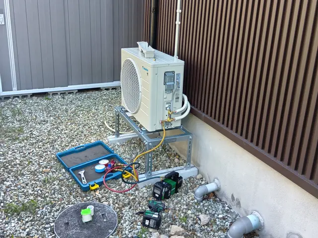 買い替えか！もしかして復活するかも！冷えないエアコン！迷ったら！当店の出番です！サービスの画像