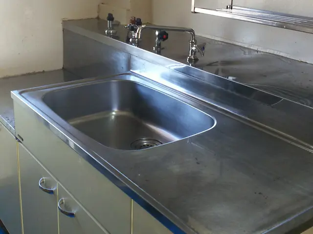 《すべて自社対応》損害保険加入済みで安心！匂いや汚れをスッキリ落としますサービスの画像