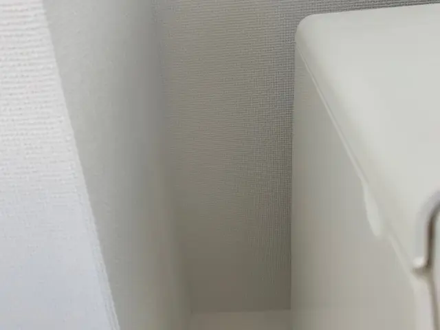 各部屋の壁紙　タバコヤニ汚れ　油汚れ　湿気でのカビ汚れ　誇りなど　綺麗にスッキリサービスの画像