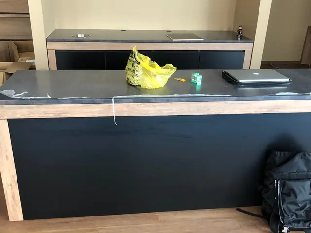 ショッピングモール、高速SAで家具設置してます！サービスの画像