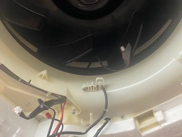 プロの技術でご満足いただけるように心を込めて作業いたしますサービスの画像