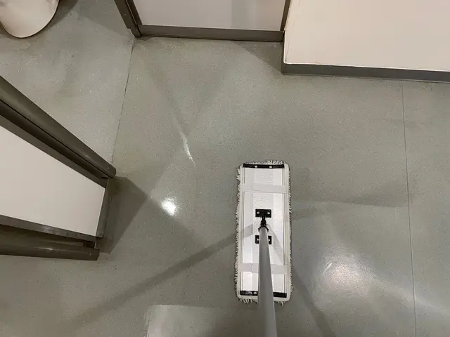 ★丁寧なサービス☆一度、スッキリ綺麗にしませんか？コンクリート床不可☆ワックス込サービスの画像