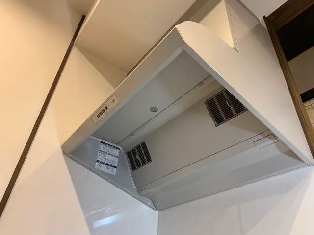 毎日使うレンジフード＊気になってきたら、早めのクリーニングですっきりしましょう。サービスの画像