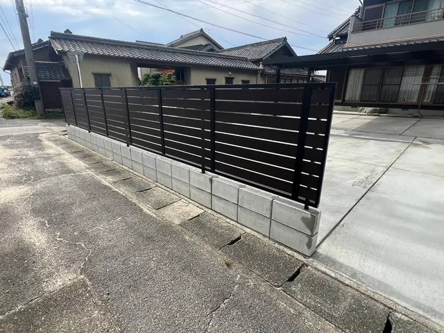 目隠しフェンスの施工サービスの画像
