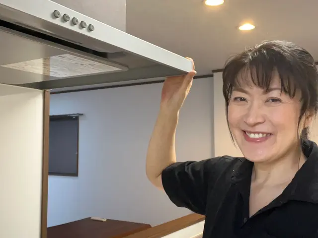 レンジフード　汚れ！油臭!全て解決。女性スタッフ可！適格請求書発！損害保険加入サービスの画像