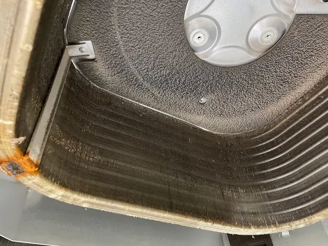 タワーマンション・店舗・事務所実績多数！追加料金なし！天井1・2・4吹き出し対応サービスの画像