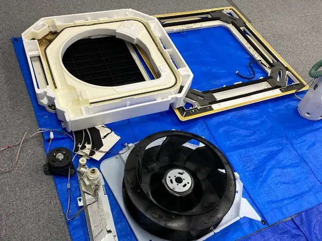 タワーマンション・店舗・事務所実績多数！追加料金なし！天井1・2・4吹き出し対応サービスの画像