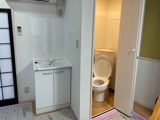 和式オトイレから洋式オトイレへの工事もお任せ下さい◉感染予防対策致しております◉サービスの画像