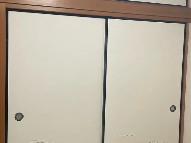 襖の張替えは、張替えの南部堂へサービスの画像