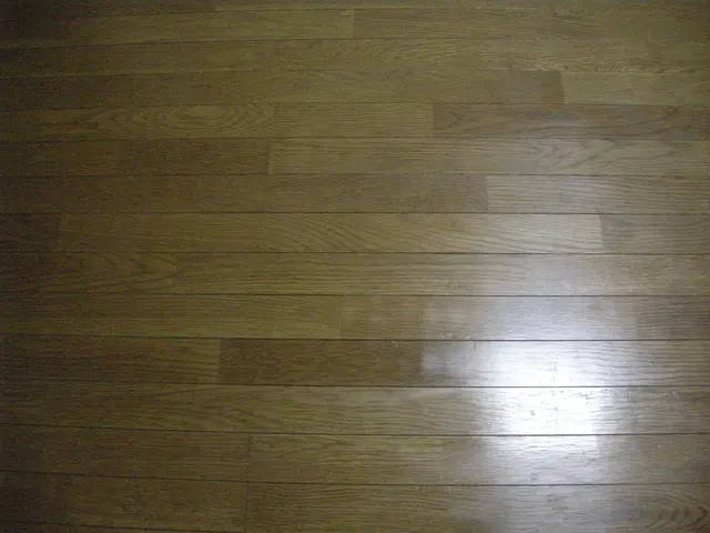 【空きあります】親切丁寧な対応で、床の傷みを解消！お部屋の美観を取り戻しますサービスの画像