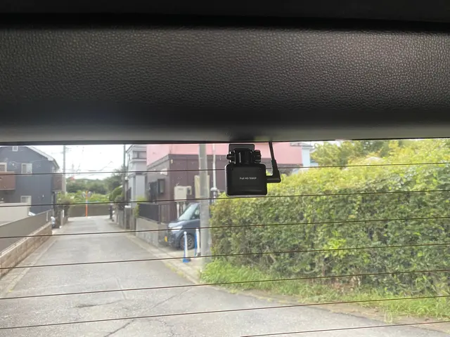 ドライブレコーダーの取付お任せ下さい！前後モデルや360℃モデルも可能です！サービスの画像