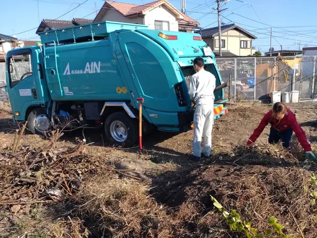 【不用品回収】2トントラックパック　3名～4名で対応いたします！サービスの画像