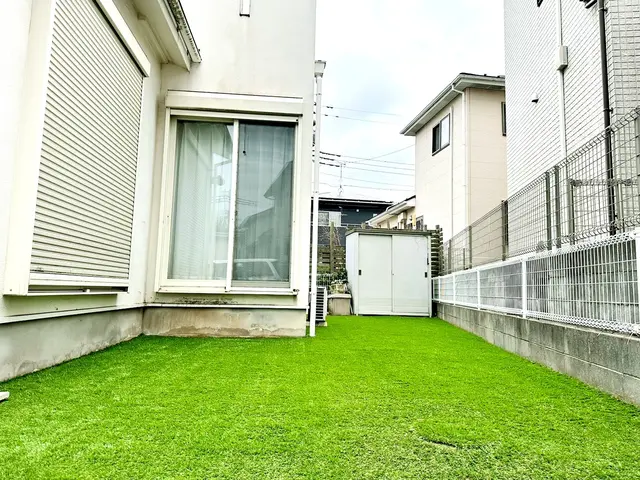 見た目スッキリ！下地から丁寧に仕上げていきます！見積もり無料！是非ご相談下さい。サービスの画像