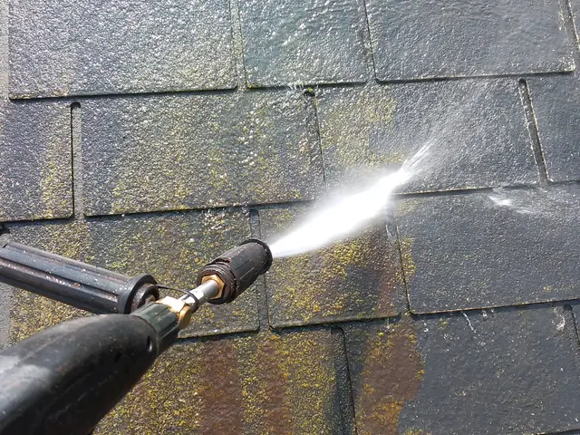 塗装防水改修工事経費削減プランで目指せゼロ円リフォームサービスの画像