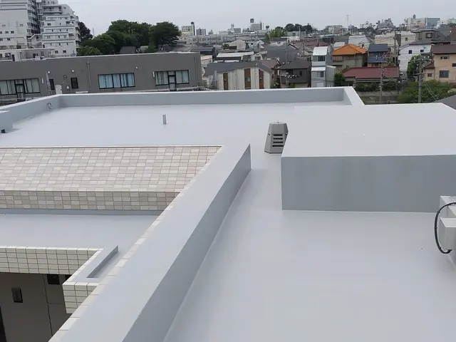 塗装防水改修工事経費削減プランで目指せゼロ円リフォームサービスの画像