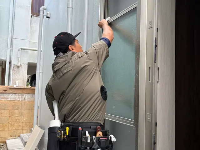 【元消防士】綺麗好きの店長がMYスリッパで訪問◎道具も清潔◎気軽にご相談下さい！サービスの画像