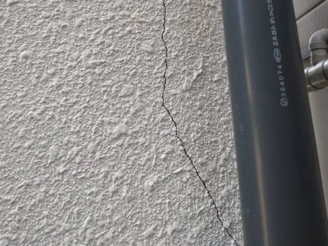 クラック補修サービスの画像