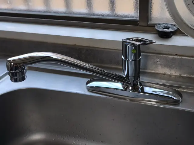 迅速丁寧な作業をいたします◆損害保険加入◆廃材処分無料◆サービスの画像