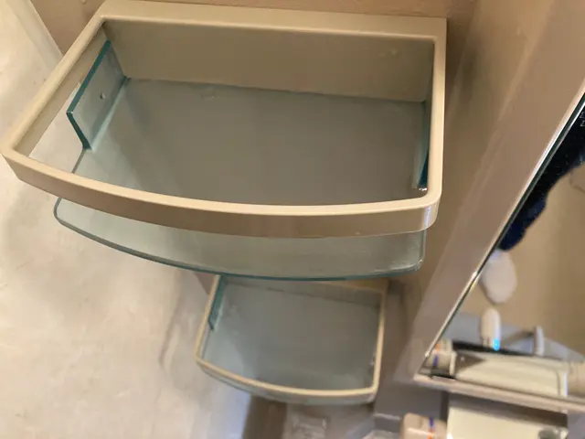 専用の機械での鏡の水垢除去無料！大手での経験を活かし浴室全体をキレイにします♪サービスの画像