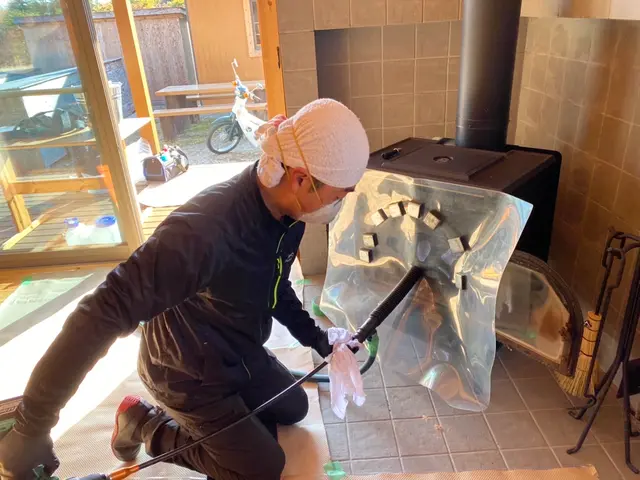 煙突掃除お任せください！サービスの画像