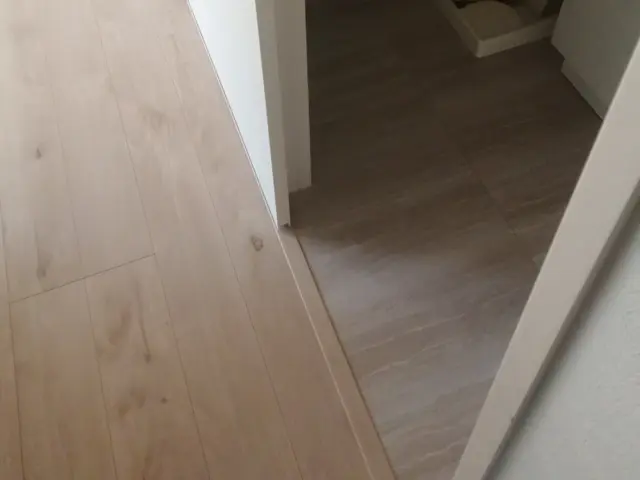 大手ハウスメーカー実務経験20年以上の職人が迅速丁寧に仕上げます。サービスの画像